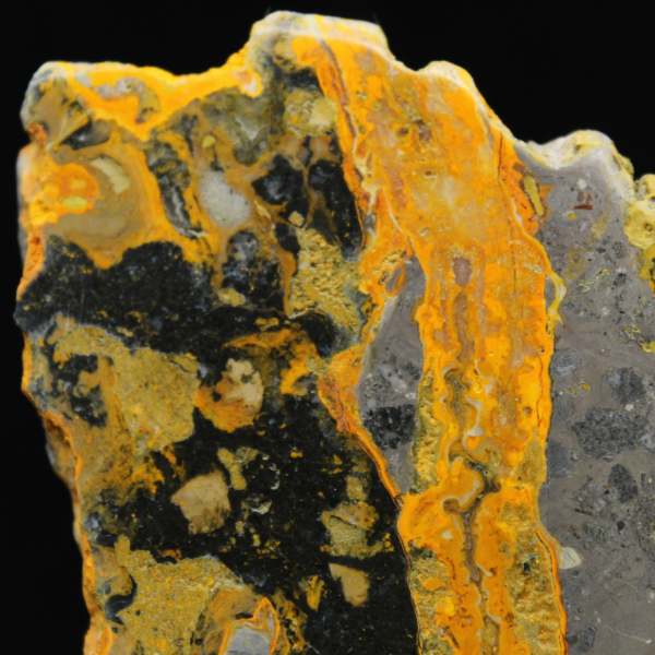 Placca di diaspro a forma di bombo - Energia vulcanica