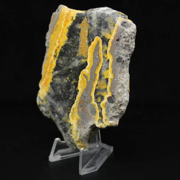 Esemplare di diaspro a forma di bombo lucidato - 105 g