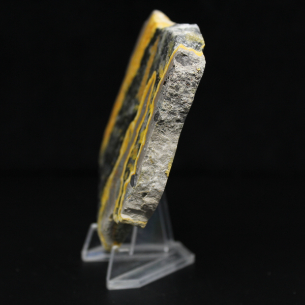 Esemplare di diaspro a forma di bombo lucidato - 105 g