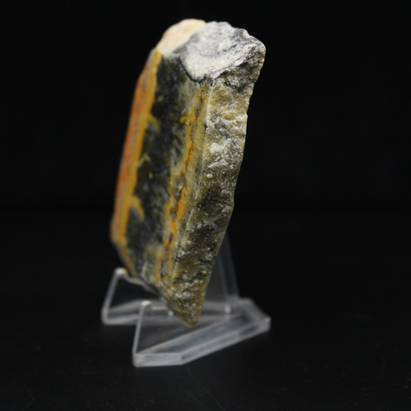 Piccola placca lucidata di diaspro calabrone