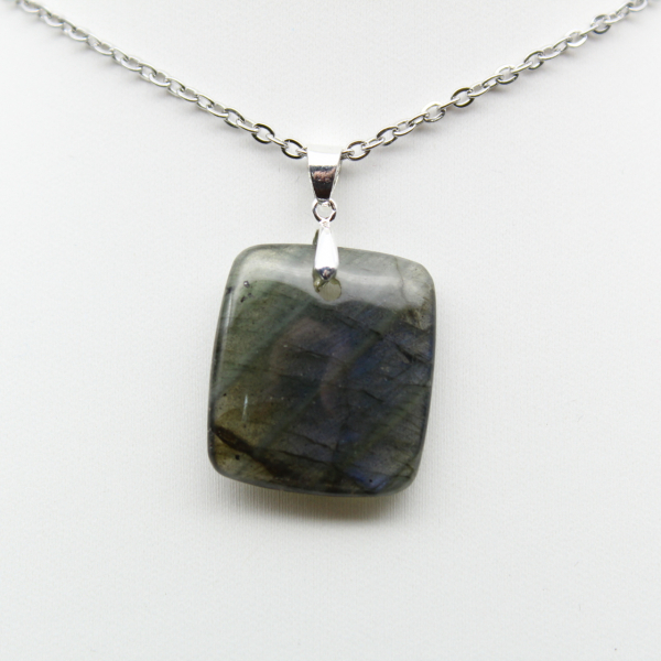 Ciondolo in labradorite quadrata
