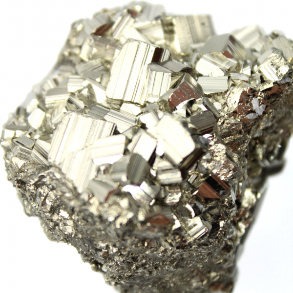 Cristalli di pirite dal Perù