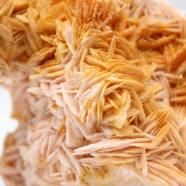 Cristallizzazione della barite arancione marocchina fine