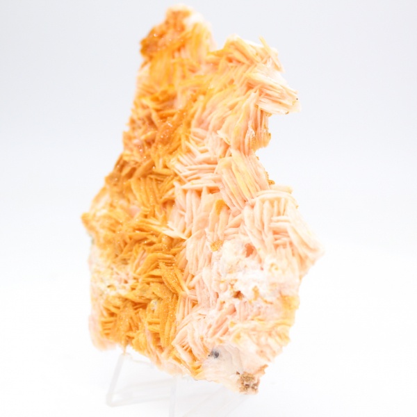 Barite arancione marocchina con cristalli chiari