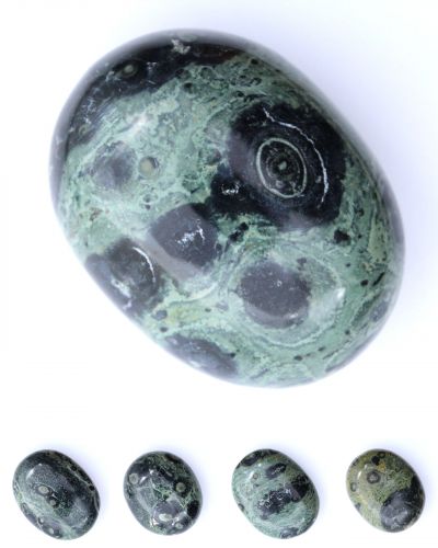 Ciottoli di diaspro Kambamba Madagascar collection novembre 2023