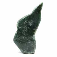 Roccia di giada nefrite naturale