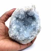 Cristalli grezzi di geode di celestite