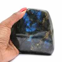 Labradorite lucidata forma libera