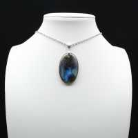 Ciondolo ovale in labradorite