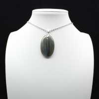 Ciondolo ovale in labradorite
