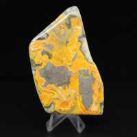 Ornamento lucidato in diaspro a forma di bombo, unico in Indonesia