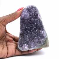 Esemplare di ametista Brasile: geode di cristallo naturale