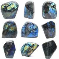 Esemplare di labradorite lucidato dal Madagascar - Decorazione Esemplare di labradorite lucidato dal Madagascar - Decorazione