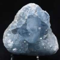 Celestina del Madagascar: druse e cristalli grezzi