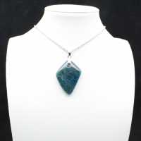 Ciondolo in apatite blu del Madagascar - Esemplare di alta qualità