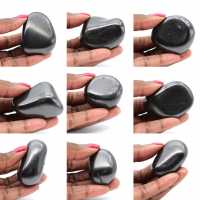 Pietra levigata di shungite