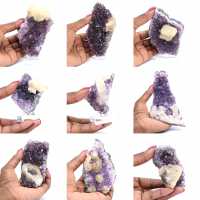 Cristalli di ametista con punti di calcite