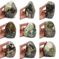 Forma libera di Crisoprasio Forma libera di Crisoprasio