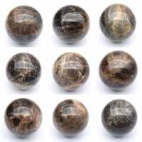 Pietra di luna nera del Madagascar Pietra di luna nera del Madagascar