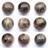 Pietra di luna nera del Madagascar