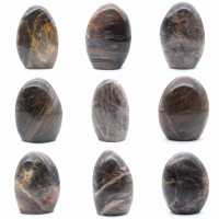 Pietra di luna nera naturale