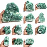 Fluorite verde grezza in cristalli su matrice
