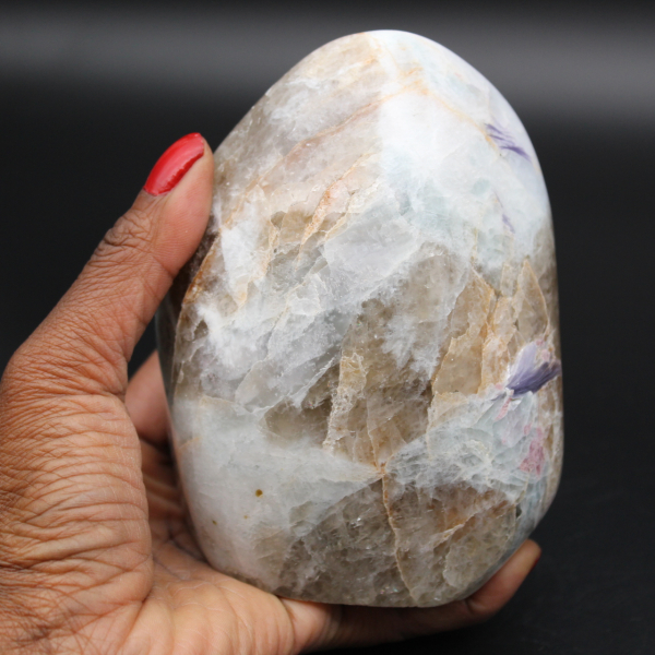 Piedra con inclusión de Turmalina de Madagascar