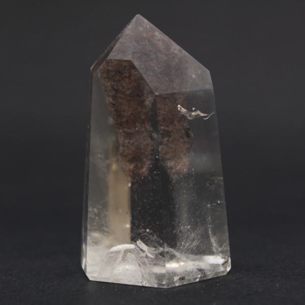 Prisma di cristallo di rocca riemerso