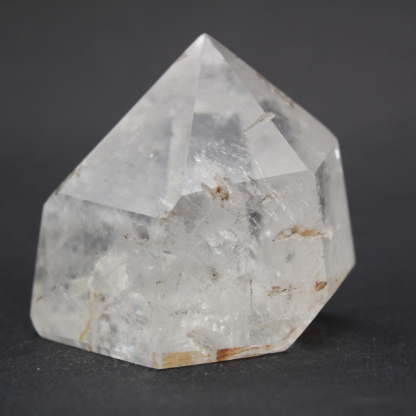 Prisma di cristallo di rocca con inclusione