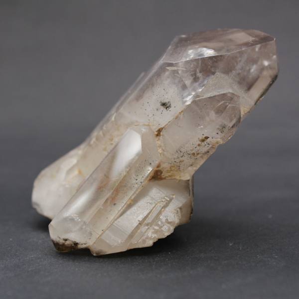 Prisma in cristallo di rocca leggermente fumé