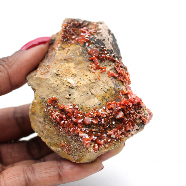 Cristalli di pietra di vanadinite