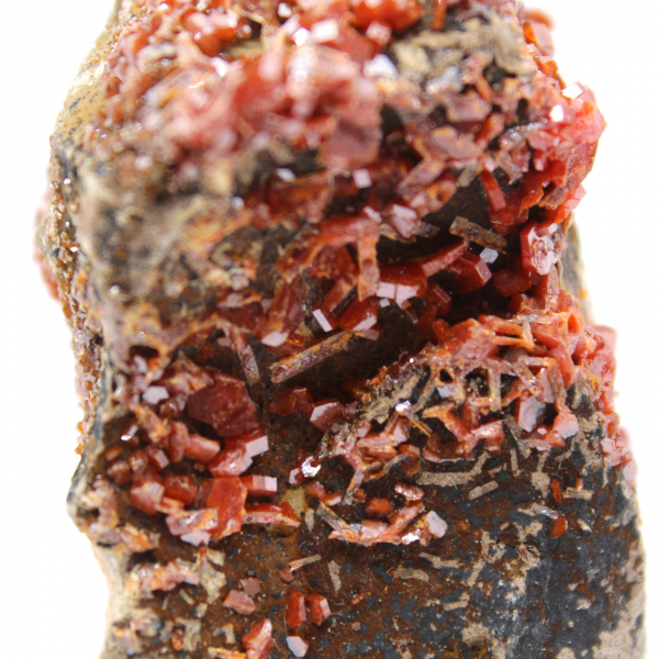 Cristalli di pietra di vanadinite