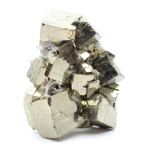 Pirite con cristalli di calcite e quarzo