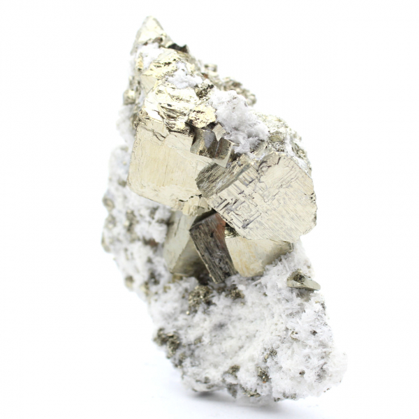 Pirite su ganga con calcite e quarzo