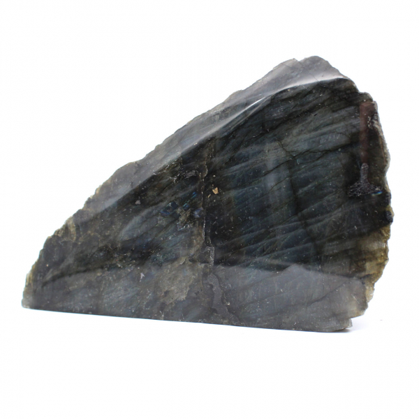 Roccia labradorite lucida su un lato