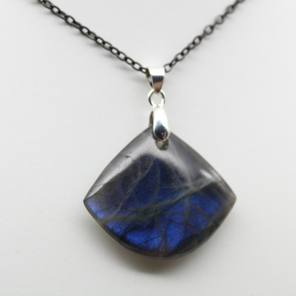 Ciondolo in labradorite