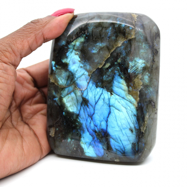 Pietra labradorite naturale lucida