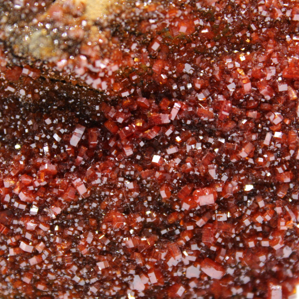 Vanadinite naturale