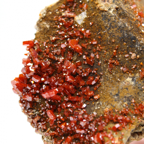 Cristalli di pietra di vanadinite