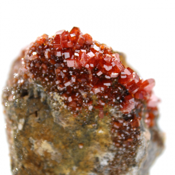 Cristallizzazione della vanadinite naturale