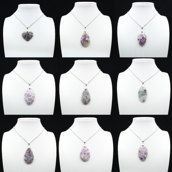 Ciondolo goccia di lepidolite