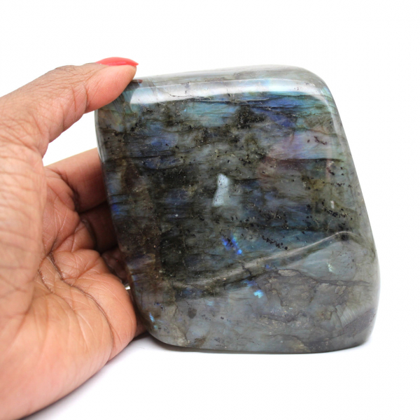 Labradorite lucidata a forma libera