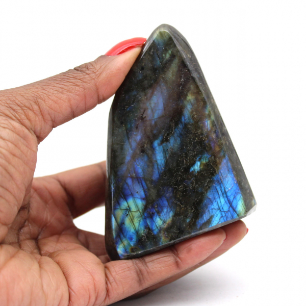 Labradorite lucidata forma libera