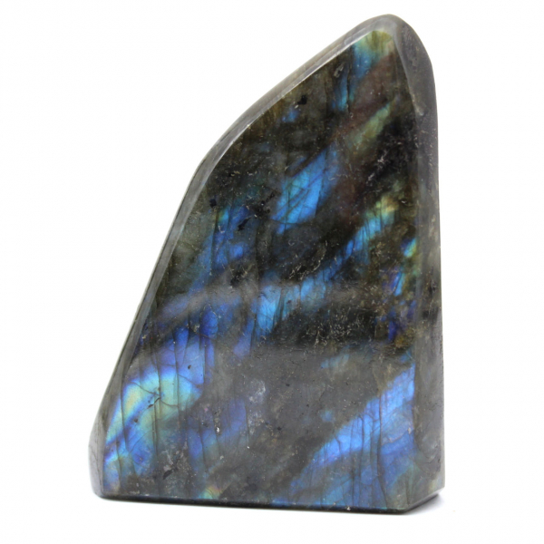 Labradorite lucidata forma libera