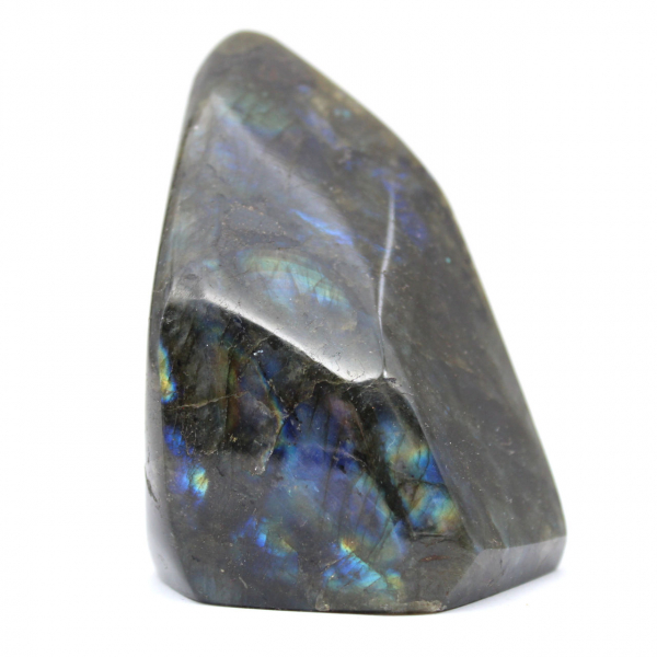 Labradorite lucidata forma libera