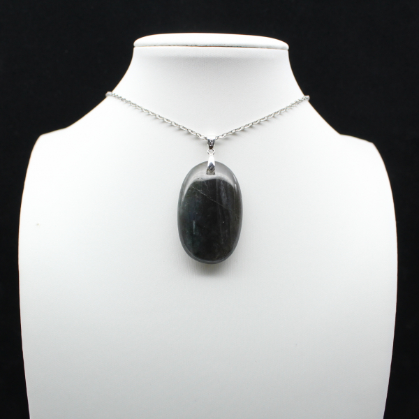 Ciondolo ovale in labradorite