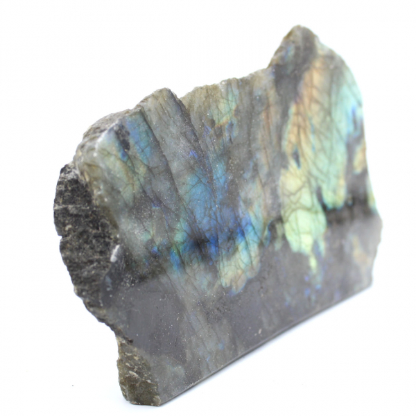 Labradorite ornamentale lucidata su un lato