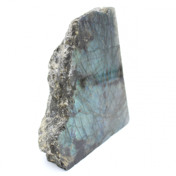 Labradorite ornamentale lucidata su un lato