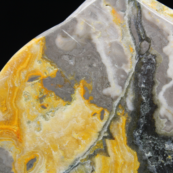 Diaspro calabrone lucidato, collezione ed estetica