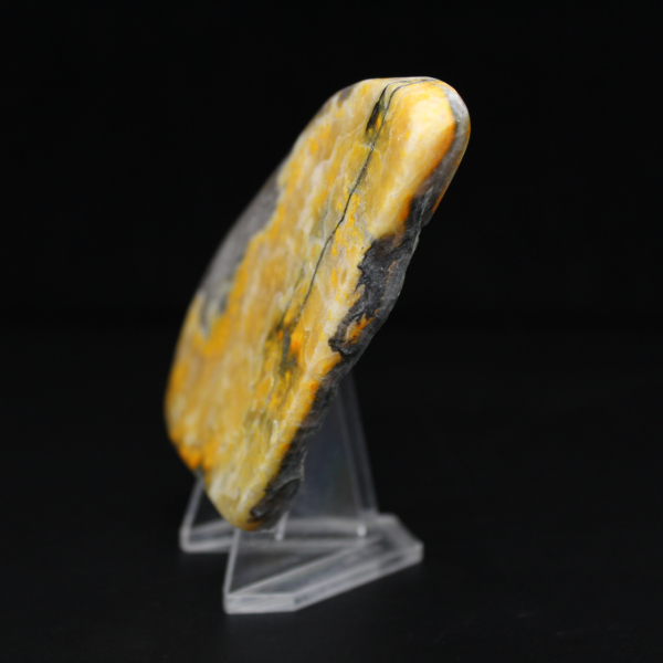 Esemplare di collezione di calabroni di diaspro liscio